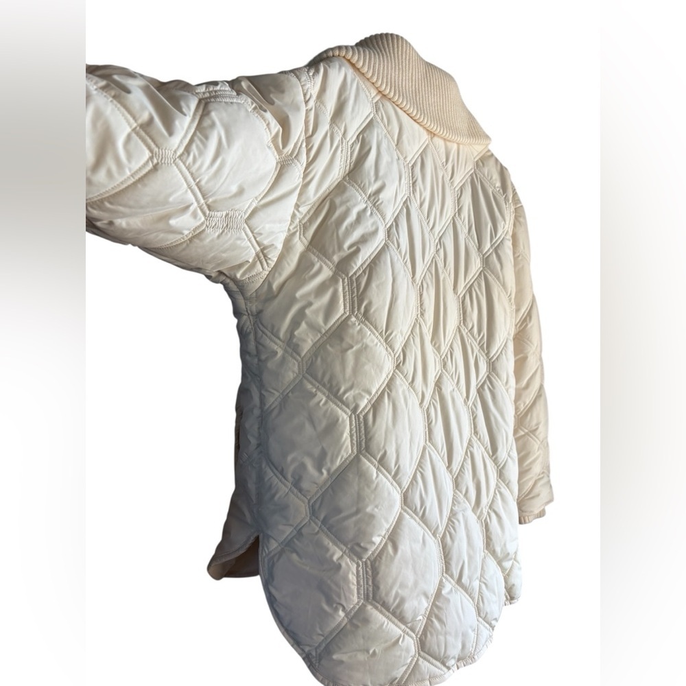 CALIA by Carrie Underwood cream Ivory oversized Quilted Puffer Jacket sz Small - Picture 10 of 12